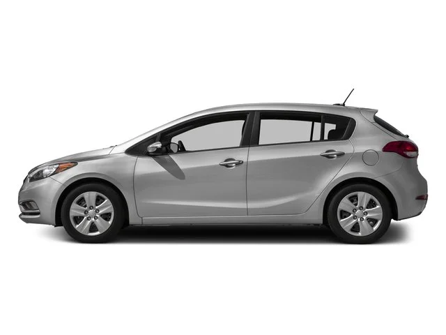 Used 2016 Silky Silver Kia LX image 6