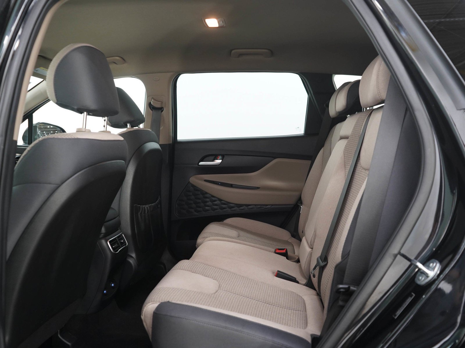 2023 Hyundai Santa Fe SEL - Photo 16