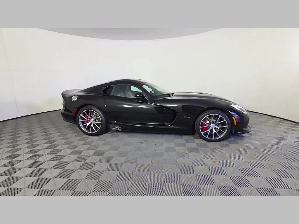 Used 2014 Venom Black Clearcoat Dodge GTS image 35