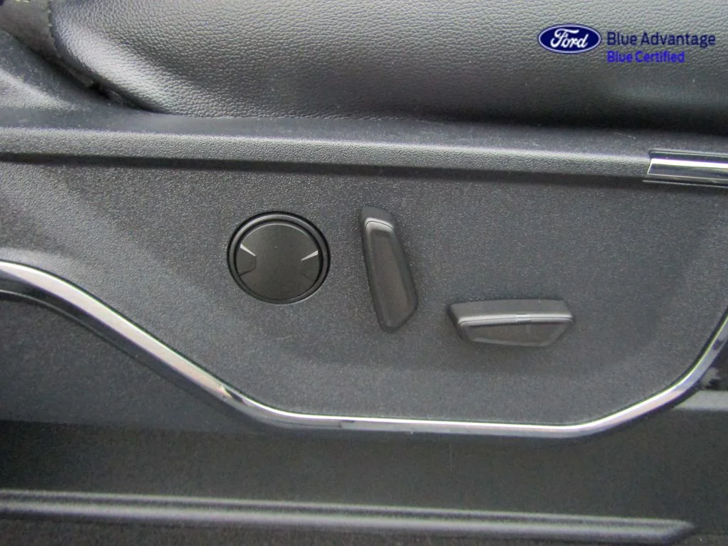 Certified Used 2023 Avalanche Ford Lariat image 41