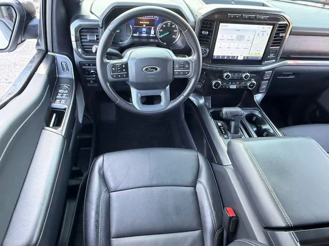 Certified Used 2023 Avalanche Ford XLT image 12