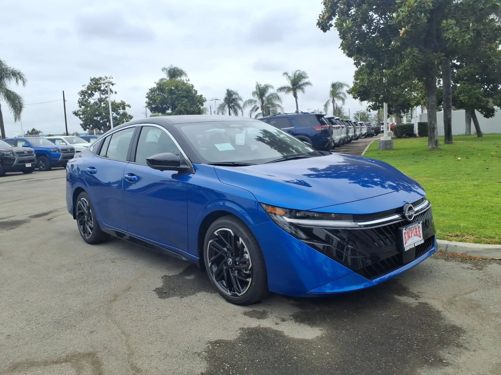 New 2026 Bluestone Pearl / Super Black Two-tone Nissan SR image 6