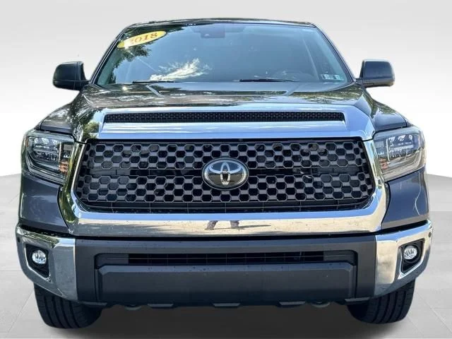 Used 2018 Gray Toyota SR5 image 8
