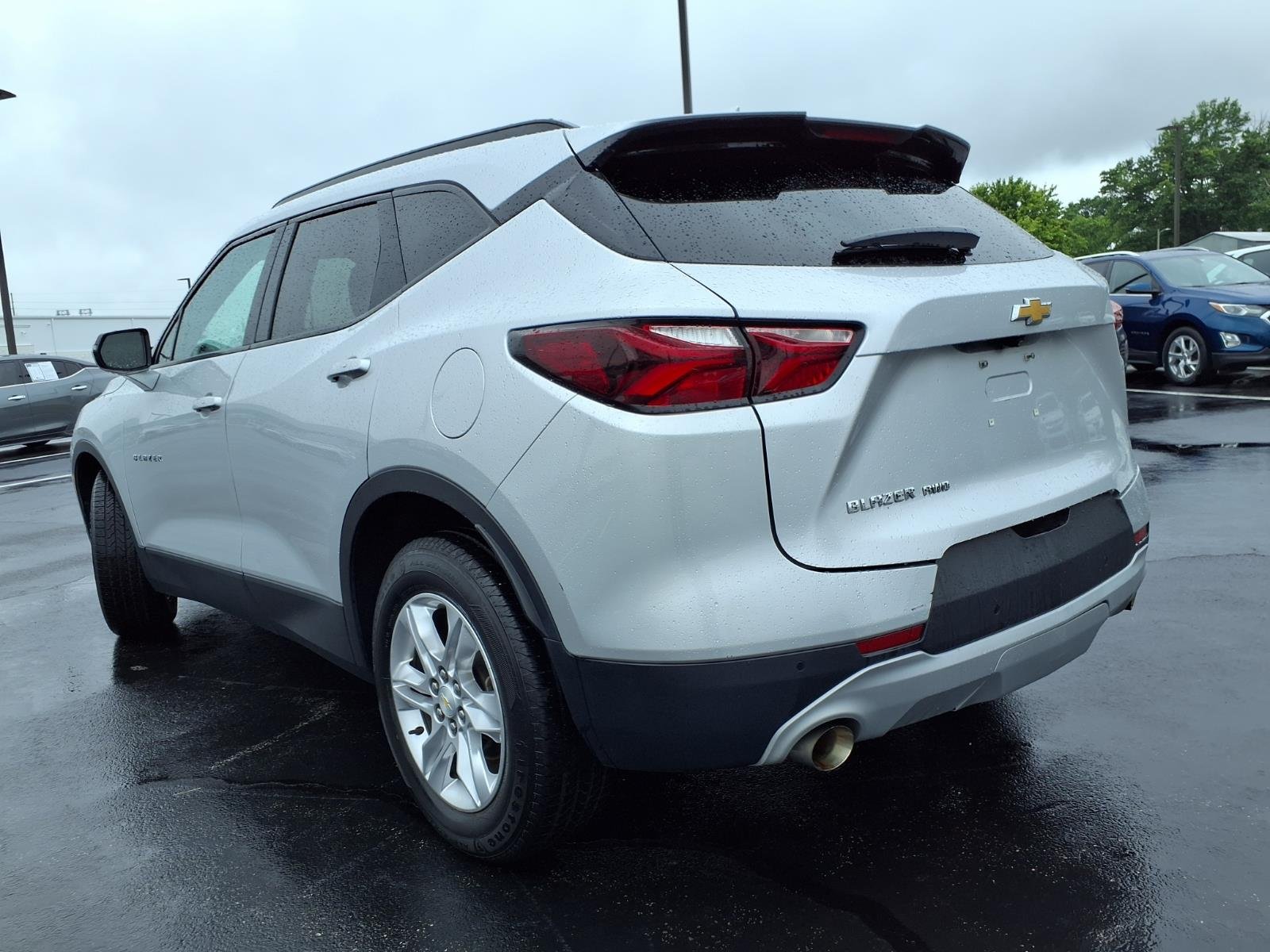 Used 2021 SILVER ICE METALLIC Chevrolet LT image 30