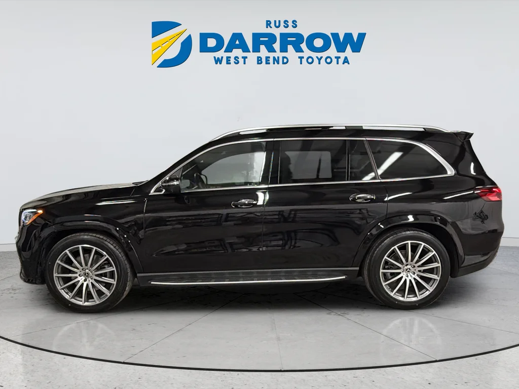 Used 2025 Black Mercedes-Benz GLS 580 image 2