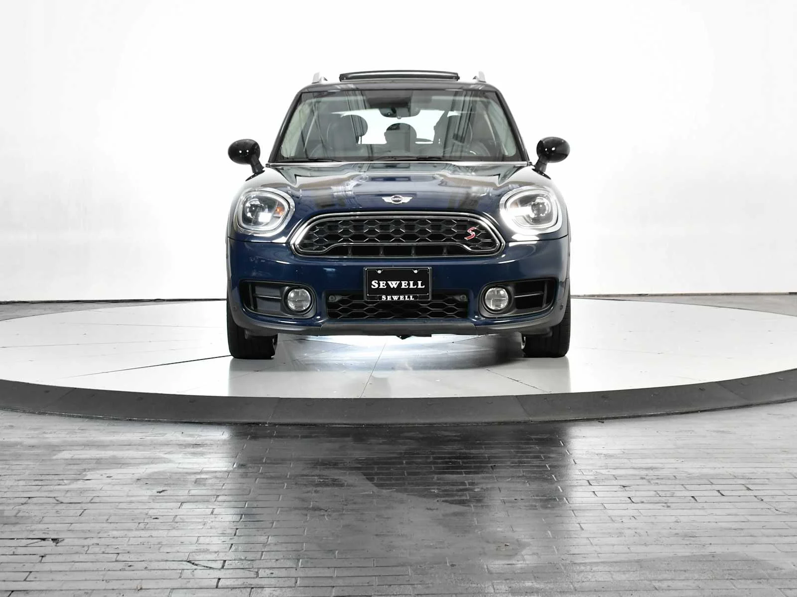 Used 2018 Island Blue Metallic MINI Cooper S image 9