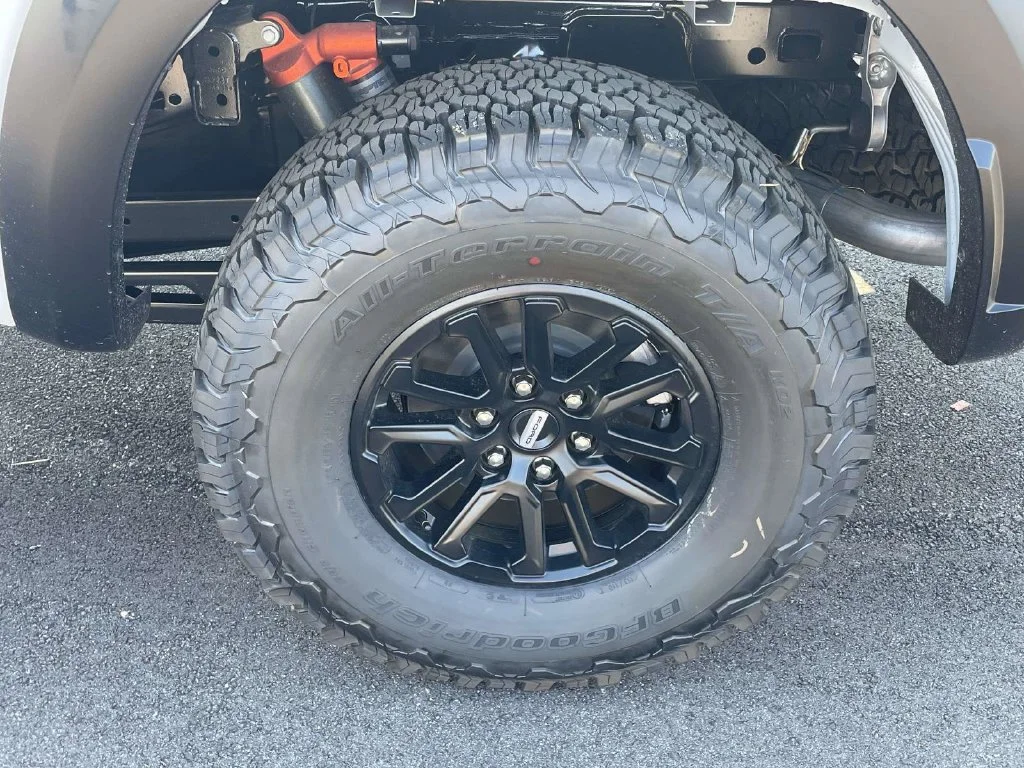 New 2026 White Ford Raptor image 9