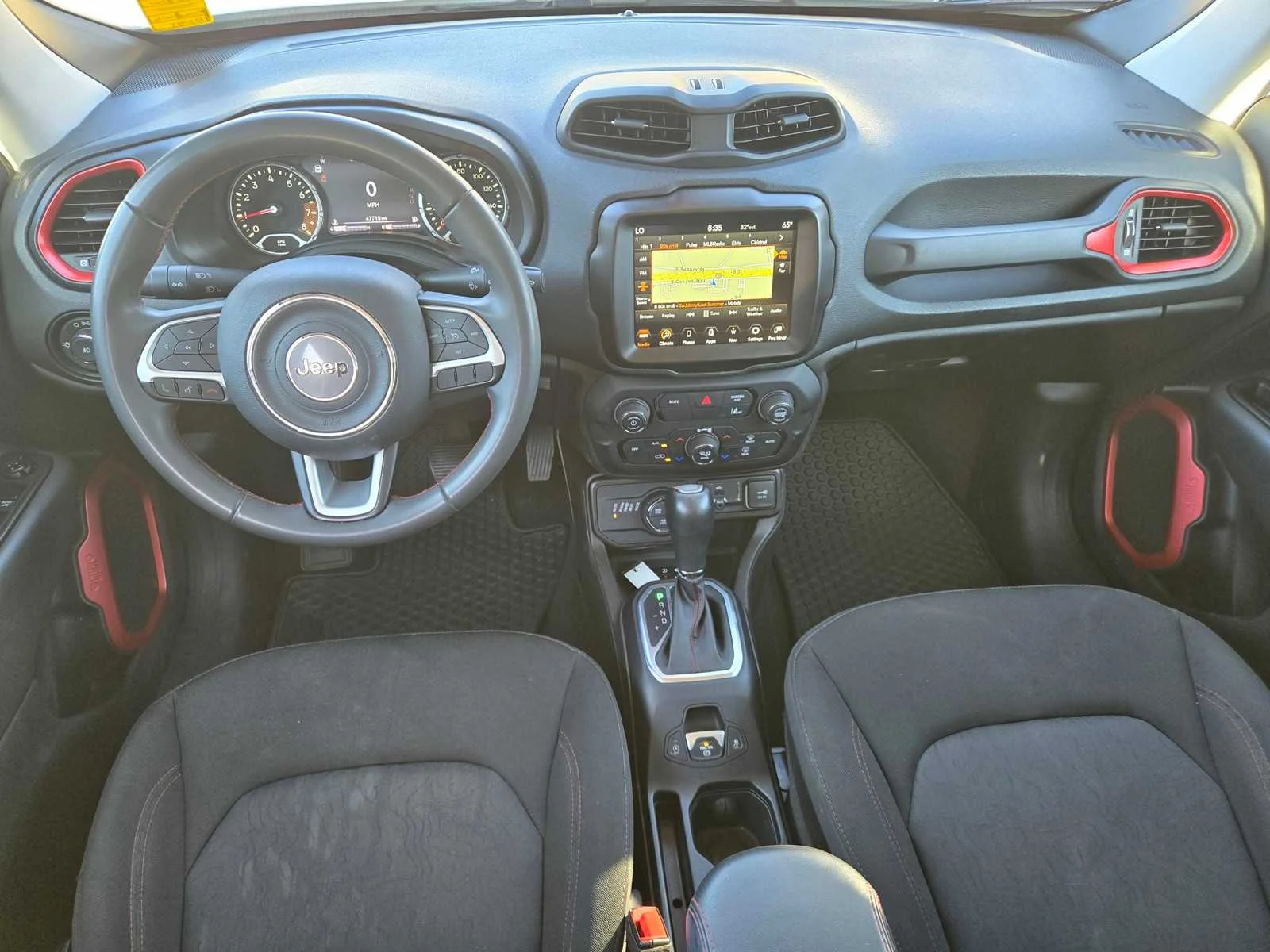 Used 2023  Jeep Trailhawk image 9