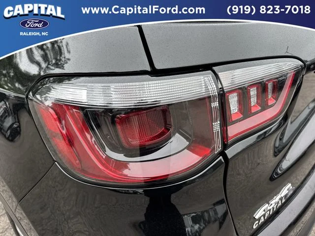 Used 2025 Black Jeep Latitude image 15