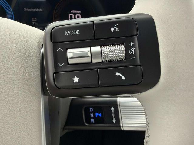 New 2026 Gray Hyundai SE FWD image 21