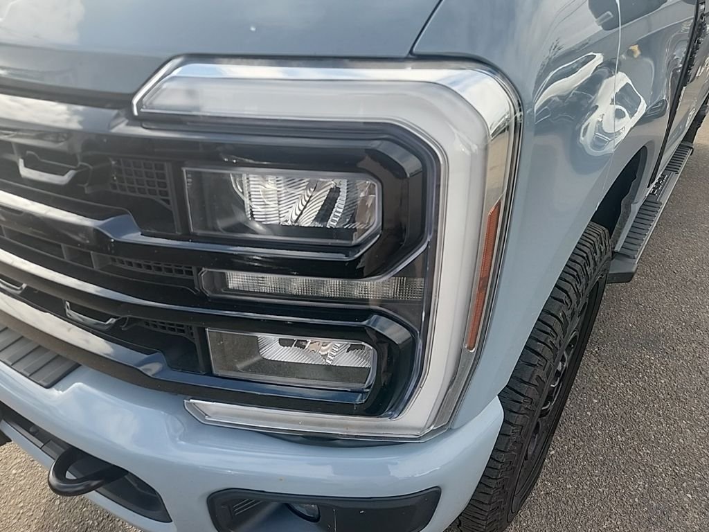 Used 2024 Gray Ford Lariat image 6