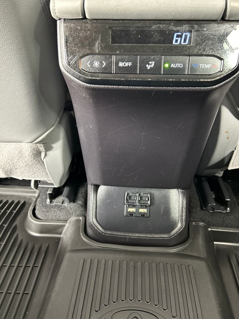 Used 2021 Silver Toyota XLE image 18