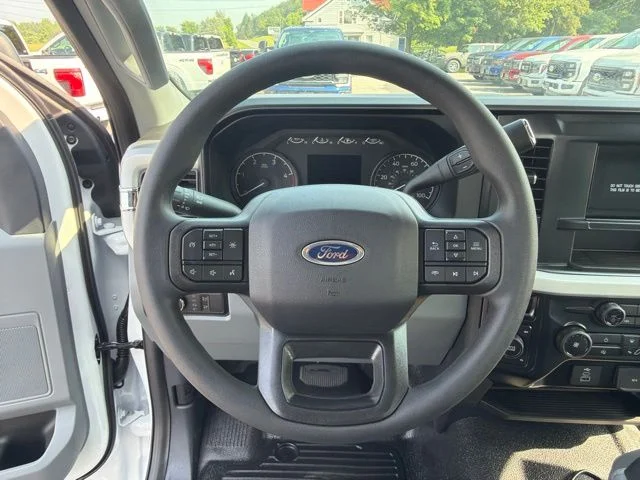 New 2026 Oxford White Ford F-550® XL image 20