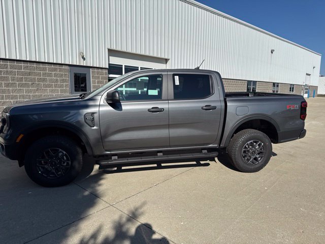 New 2026 Carbonized Gray Metallic Ford XLT image 39
