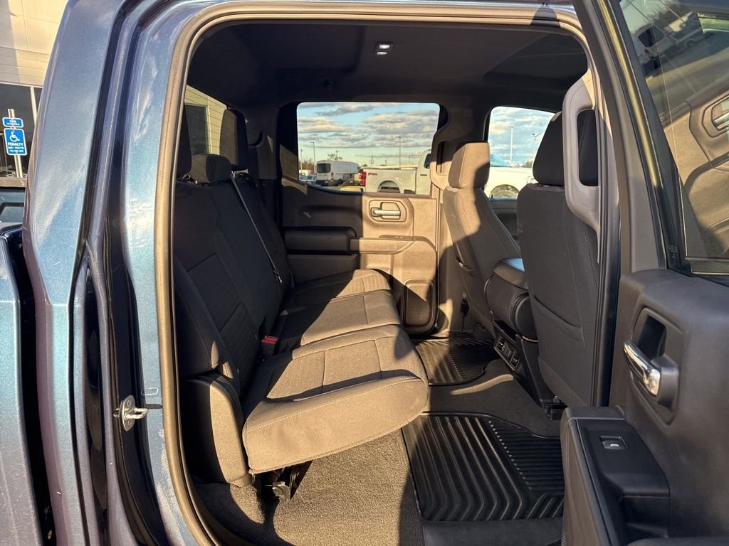 2021 Chevrolet Silverado 1500 LT - Photo 18