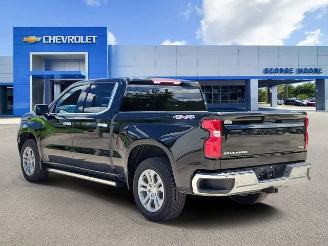 2025 Chevrolet Silverado 1500 LTZ - Photo 3