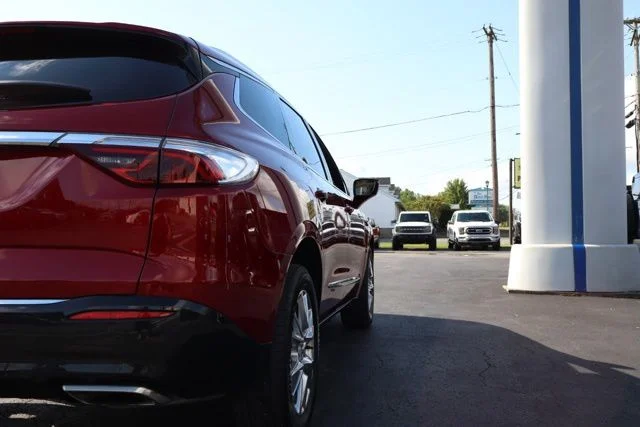 Used 2023 Red Buick Essence image 13