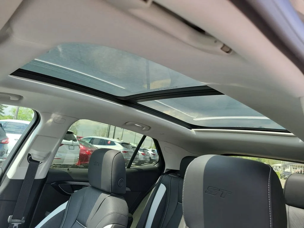 2026 Buick Envision Sport Touring - Photo 6