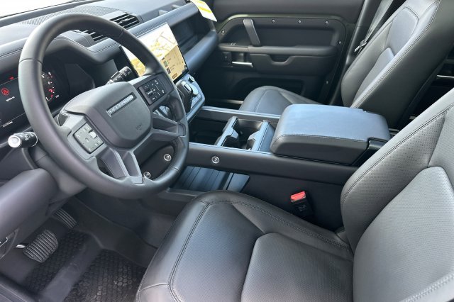 New 2026 Woolstone Green Land Rover S image 9