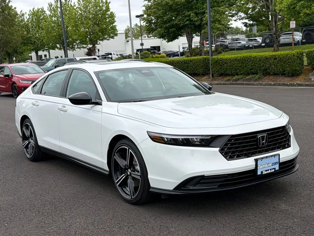 New 2026 Platinum White Pearl Honda Sport image 2