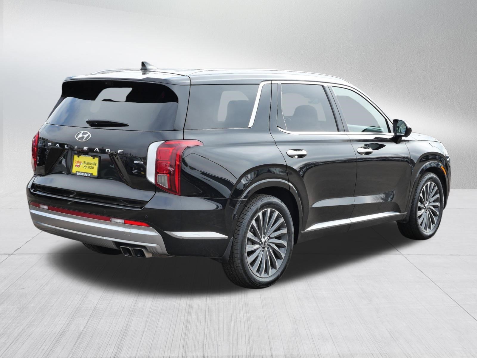 Certified Used 2023 Abyss Black Pearl Hyundai Calligraphy image 7