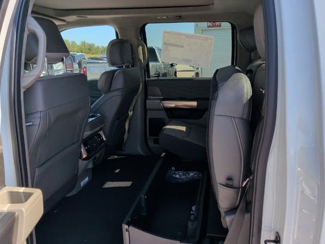 New 2027 Star White Metallic Tri-Coat Ford F-250® Platinum® image 92