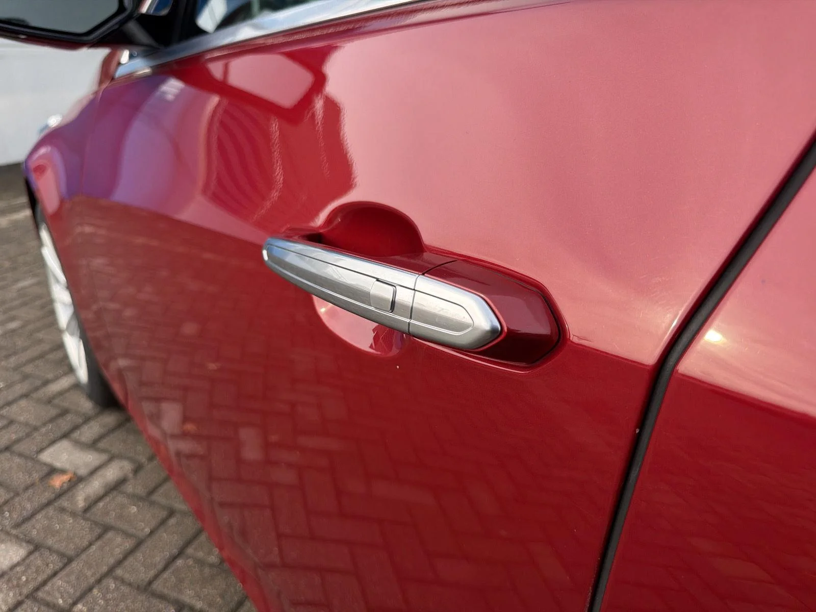 Used 2018 Red Obsession Tintcoat Cadillac AWD image 12