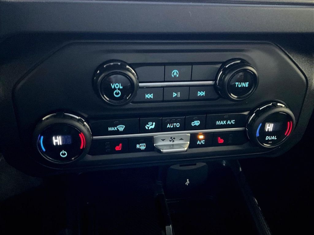 Used 2025 Gray Ford Big Bend image 26