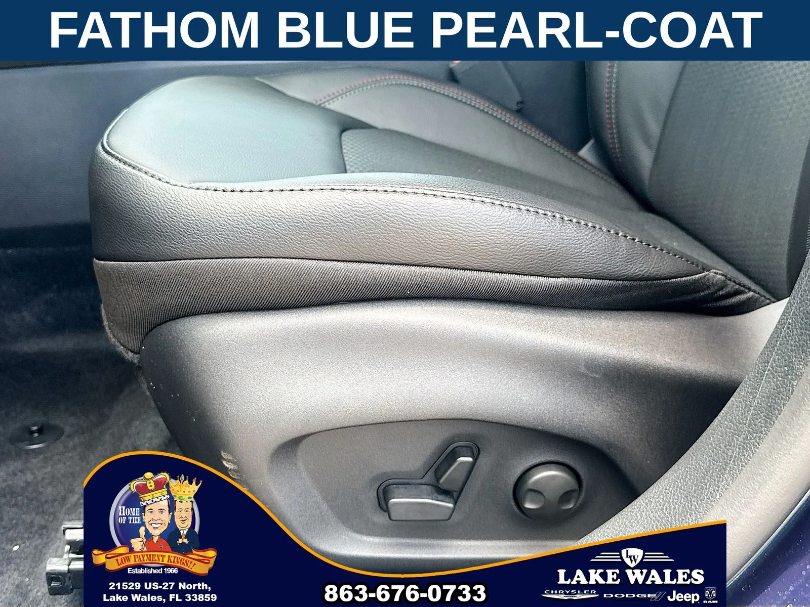 New 2026 Fathom Blue Pearl-Coat Exterior Paint Jeep Trailhawk image 17