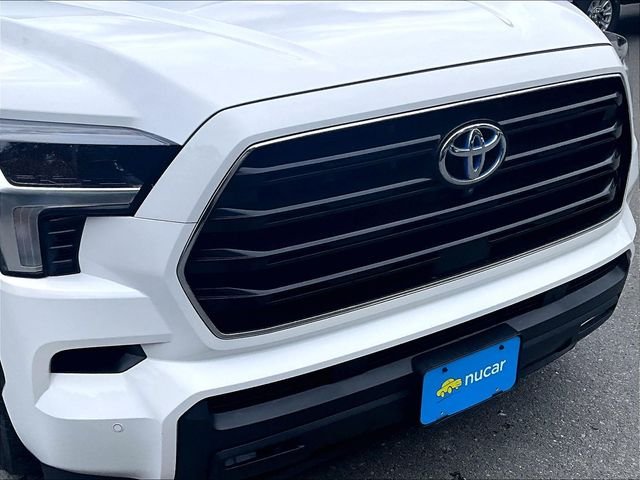 Used 2024 White Toyota SR5 image 31