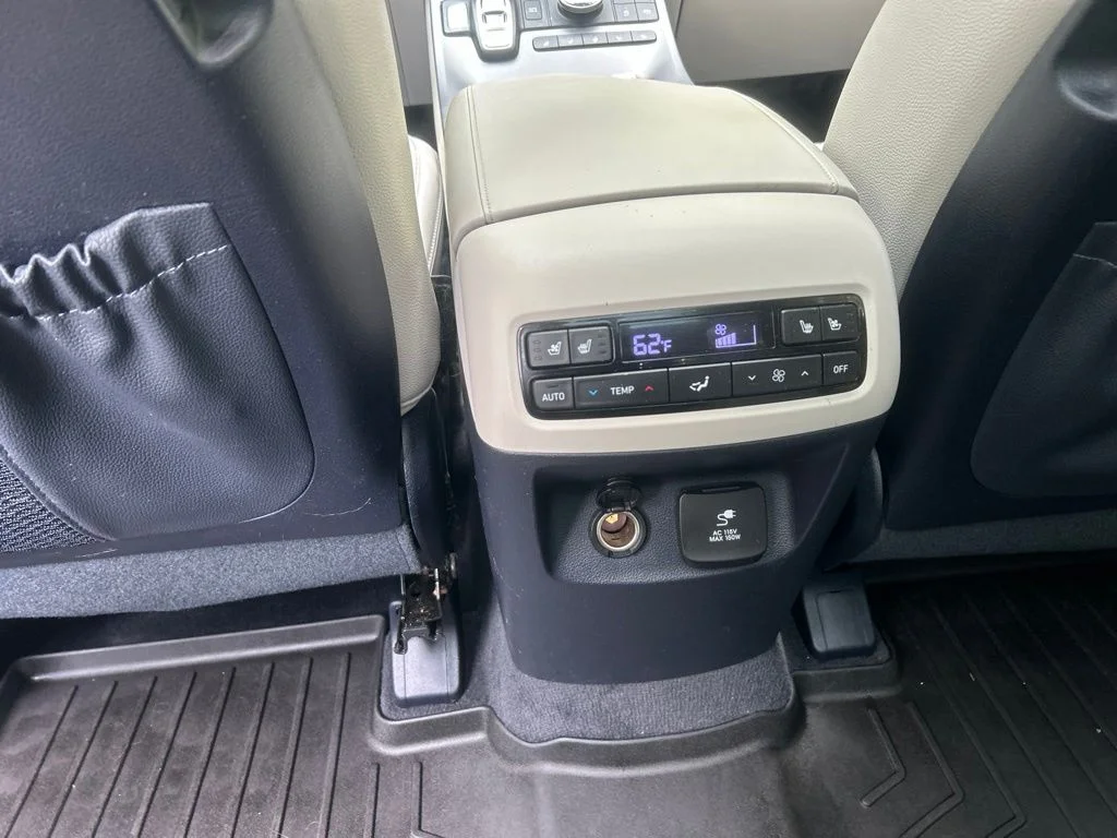 Used 2023 White Hyundai Limited image 29