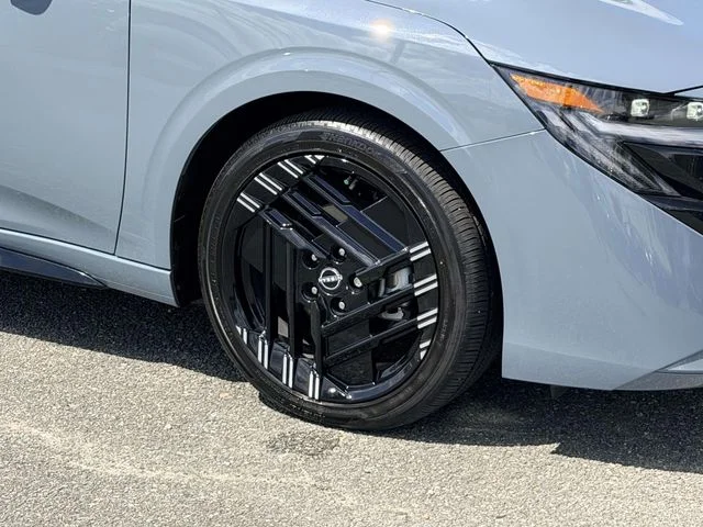 Certified Used 2026 Gray Nissan SR image 7