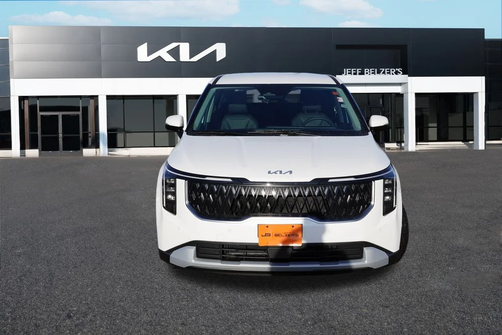 New 2026 Snow White Pearl Kia LXS image 8