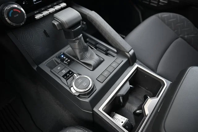 2026 Toyota Tacoma SR5 - Photo 19