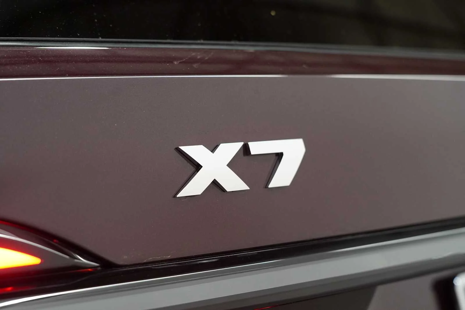 Certified Used 2025 Ametrin Metallic BMW M60i image 9