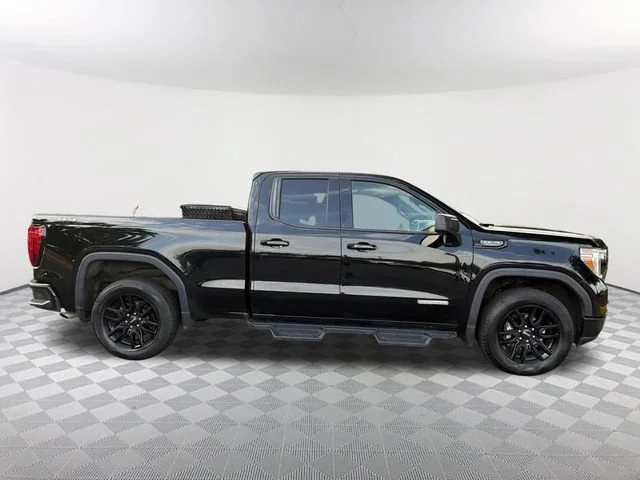 Used 2021 ONYX BLACK GMC Elevation image 4