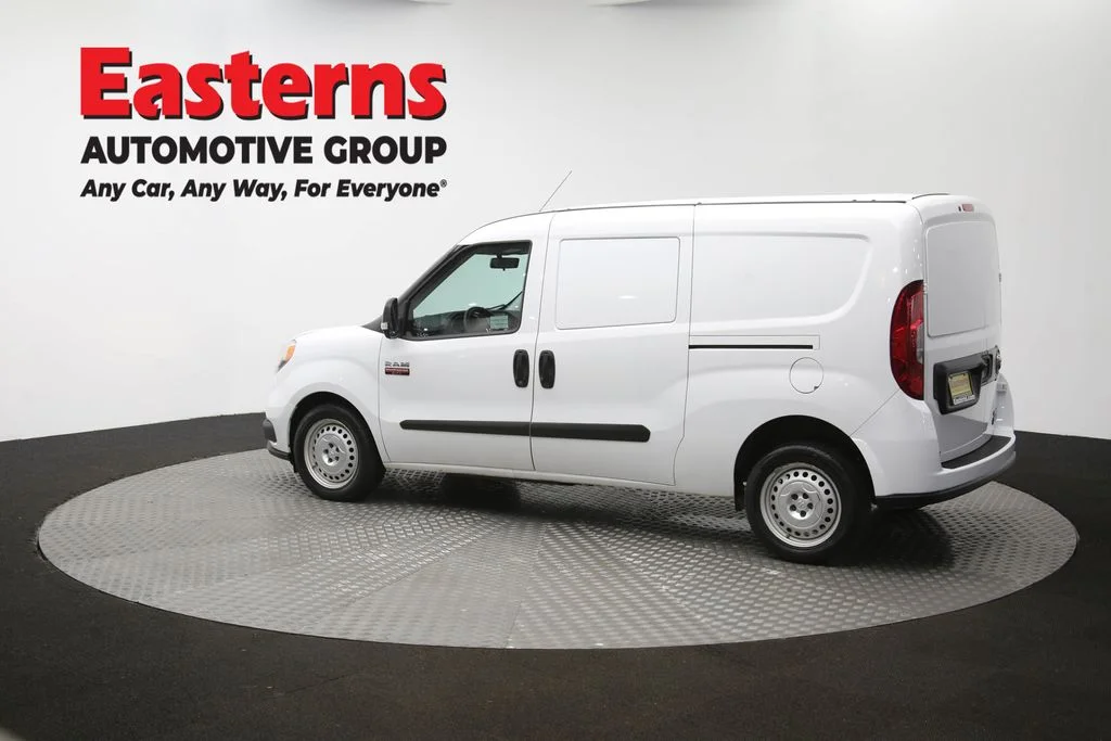 Used 2022 White Ram Base image 60