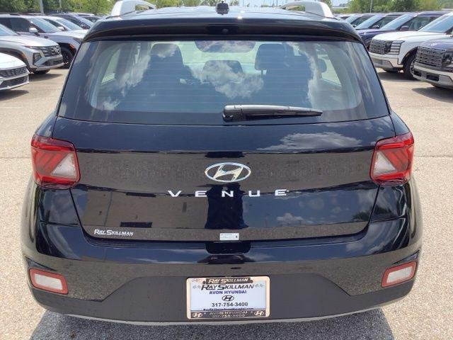 New 2026 Onyx Black Hyundai SEL image 6