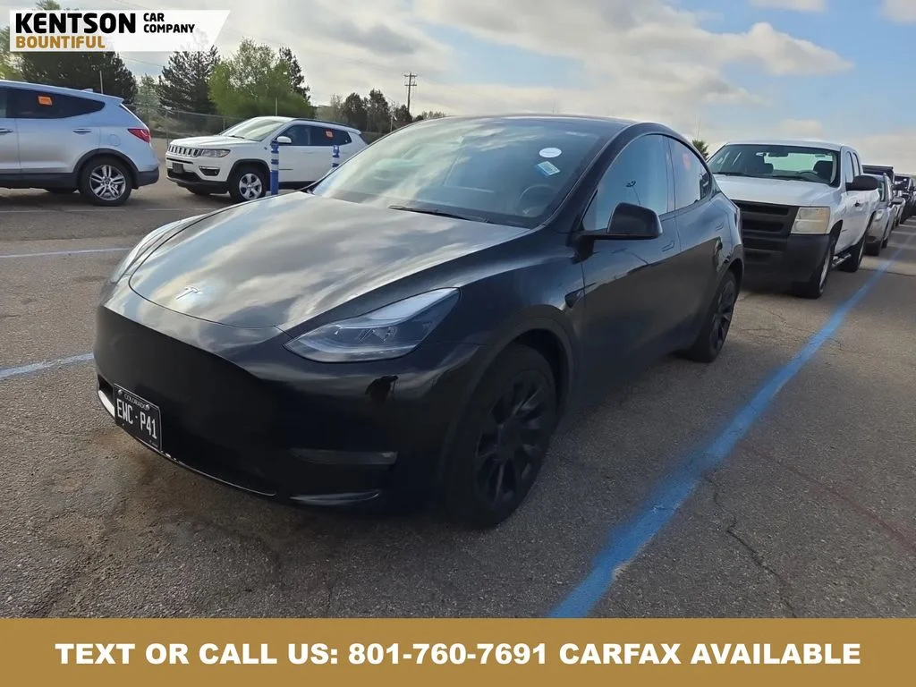 2025 Tesla Model Y Long Range Dual Motor All-Wheel Drive's photo