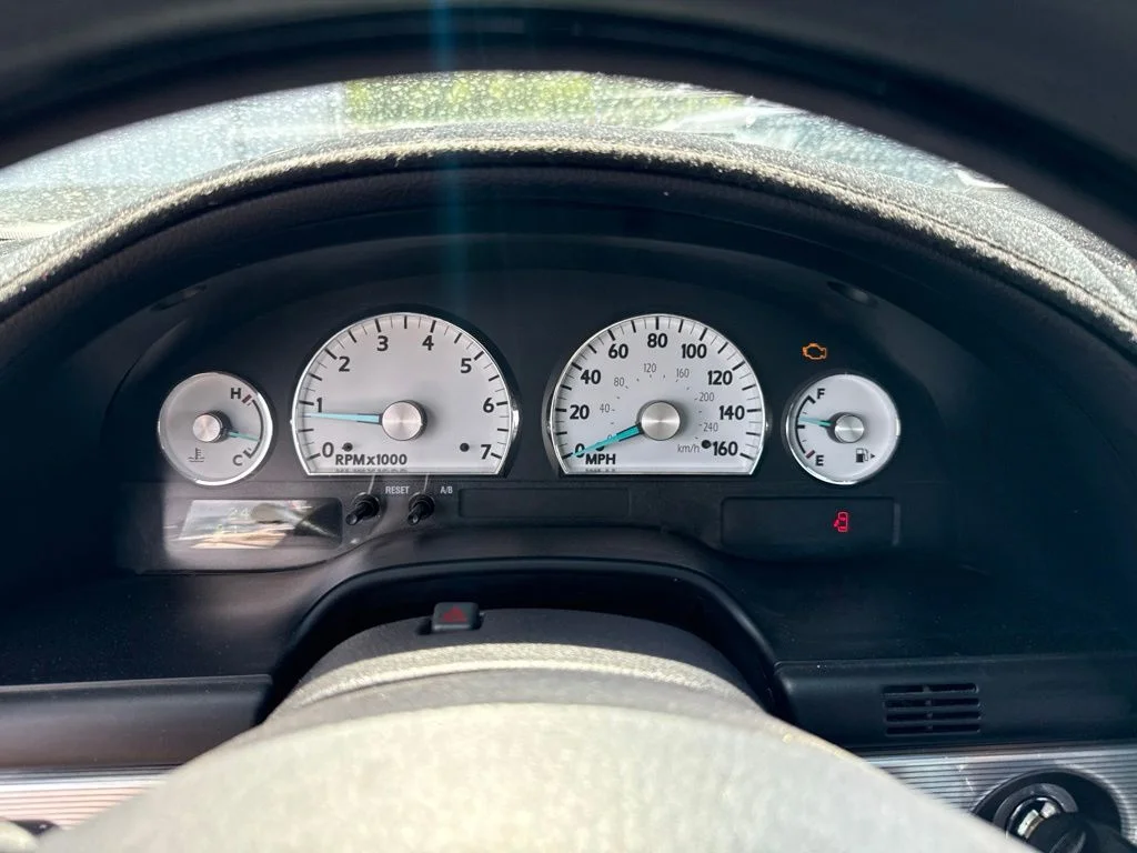 Used 2004 Blue Ford Base image 19