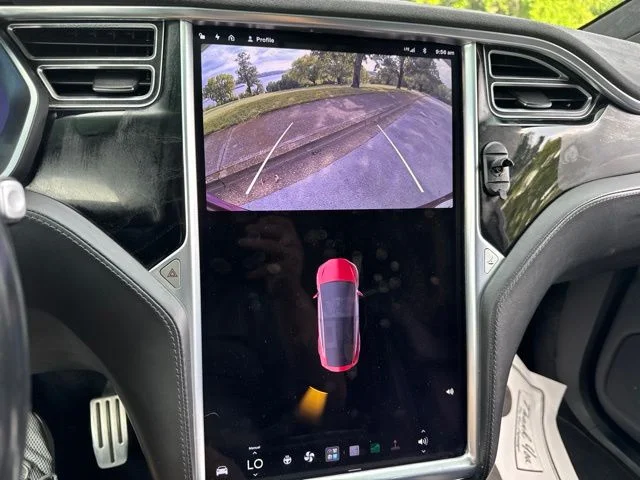 Used 2016 Red Tesla 90D image 21