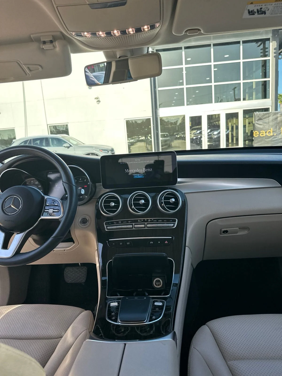 Used 2020 White Mercedes-Benz GLC 300 image 10