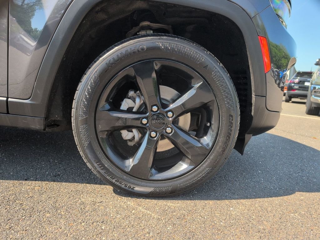 Certified Used 2023 Gray Jeep Altitude X image 8