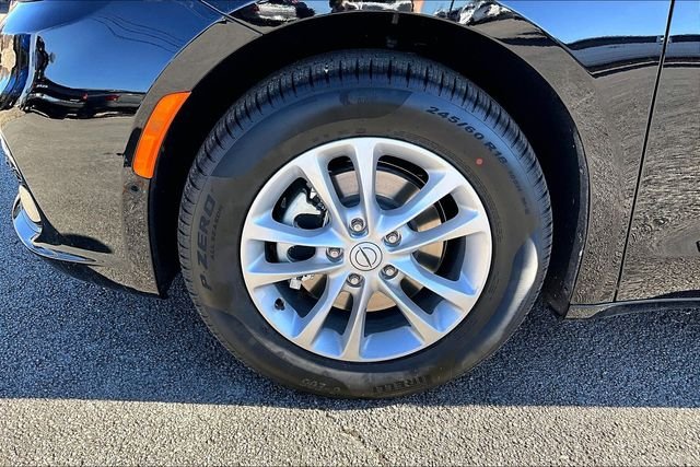 New 2026 Chrysler Pacifica Select 4D Passenger Van