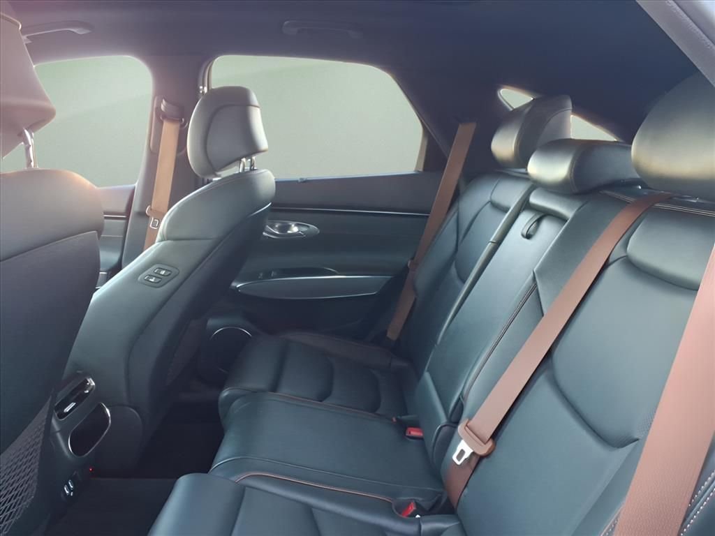 2022 GENESIS GV70 Standard - Photo 10