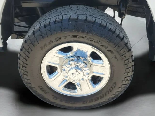 Used 2022 White Ram Big Horn image 29