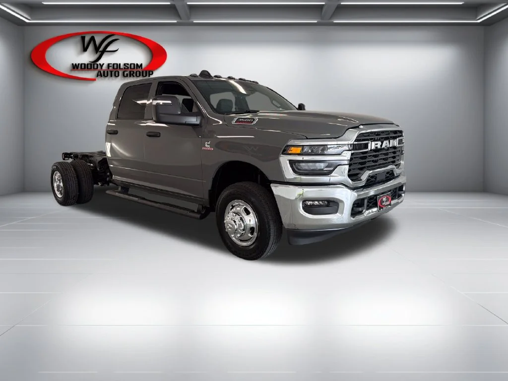 New 2027 Ceramic Gray Clear-Coat Paint RAM Tradesman image 3