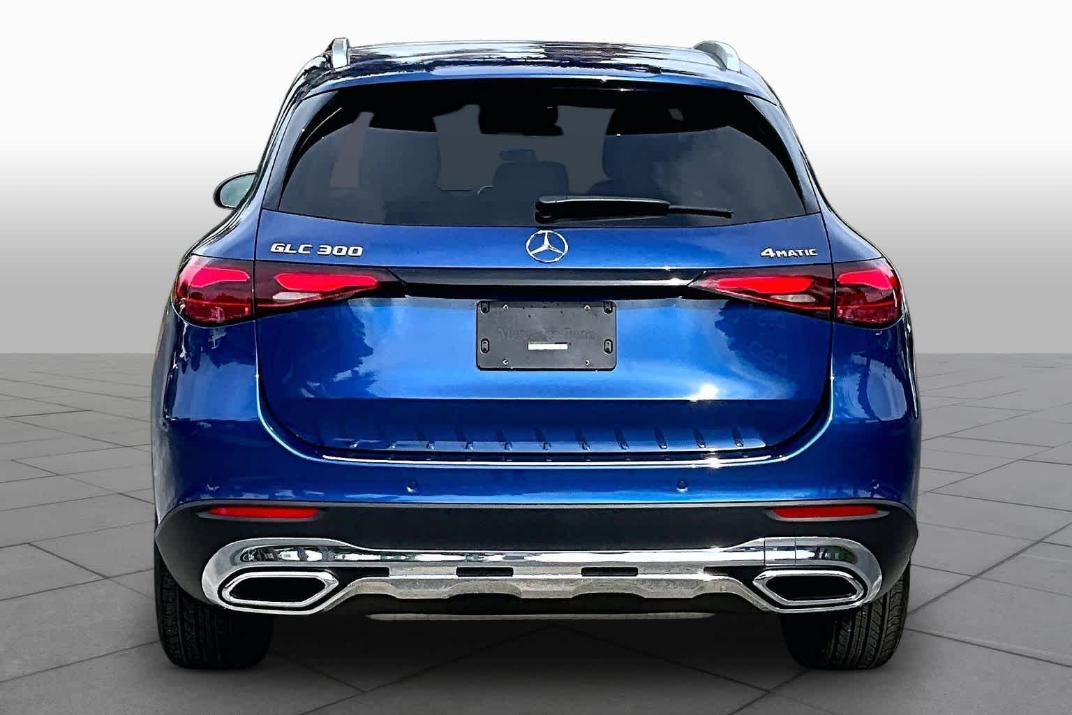 Used 2025 Starling Blue Metallic Mercedes-Benz GLC 300 image 5