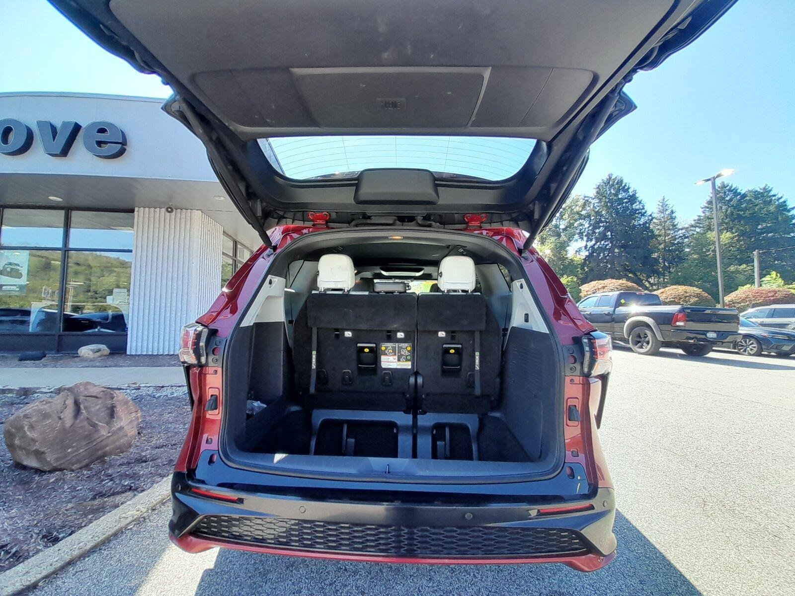 Used 2022 Ruby Flare Pearl TOYOTA  image 65