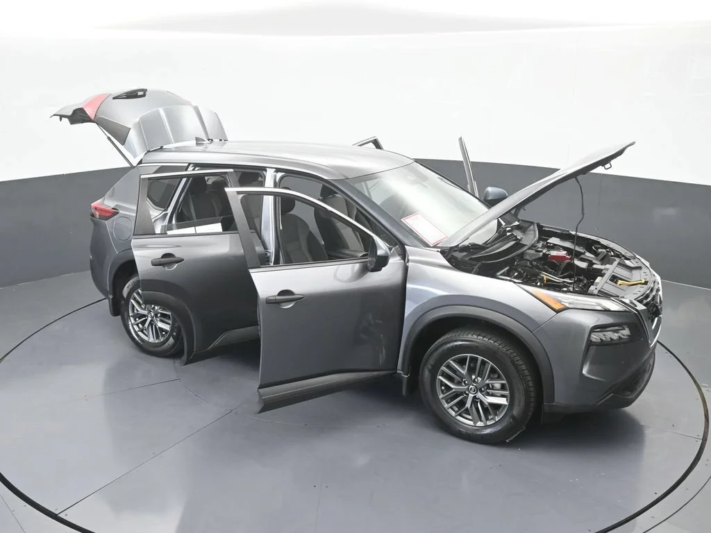 Used 2021 Gray Nissan S image 63